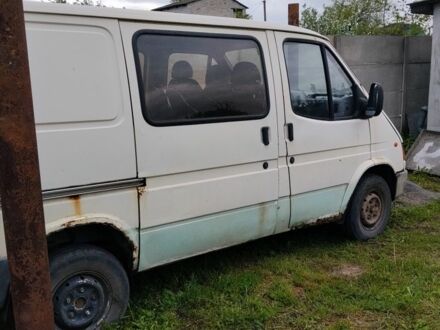 Білий Форд Транзит, об'ємом двигуна 2.5 л та пробігом 1 тис. км за 1550 $, фото 1 на Automoto.ua