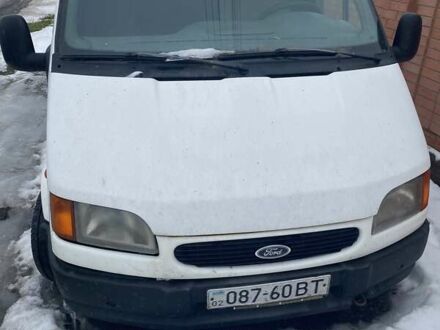 Белый Форд Транзит, объемом двигателя 2.5 л и пробегом 450 тыс. км за 3200 $, фото 1 на Automoto.ua