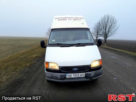 Белый Форд Транзит, объемом двигателя 2.5 л и пробегом 440 тыс. км за 2010 $, фото 1 на Automoto.ua