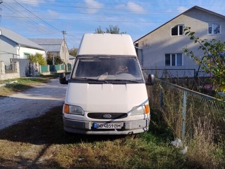 Білий Форд Транзит, об'ємом двигуна 2.5 л та пробігом 650 тис. км за 1000 $, фото 1 на Automoto.ua