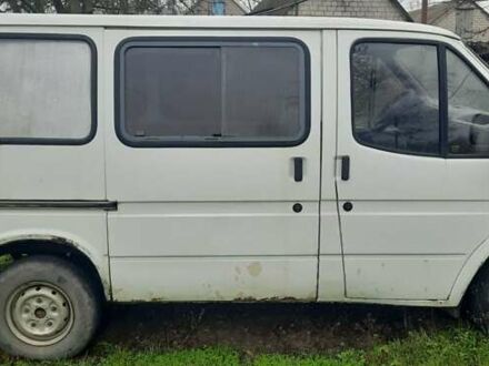 Білий Форд Транзит, об'ємом двигуна 2.5 л та пробігом 400 тис. км за 2400 $, фото 1 на Automoto.ua