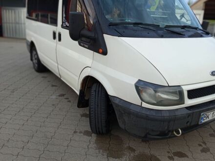 Форд Транзит 2003 в Ровно на Automoto.ua Белый Форд Транзит, объемом двигателя 2 л и пробегом 275 тыс. км за 5500 $, фото 1 на Automoto.ua