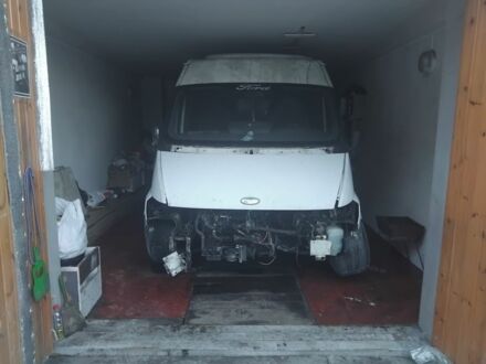 Белый Форд Транзит, объемом двигателя 2 л и пробегом 12 тыс. км за 2100 $, фото 1 на Automoto.ua