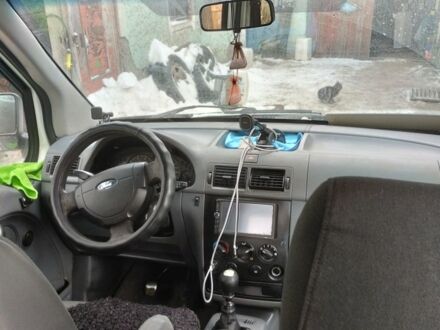 Белый Форд Транзит, объемом двигателя 1.8 л и пробегом 460 тыс. км за 3700 $, фото 1 на Automoto.ua