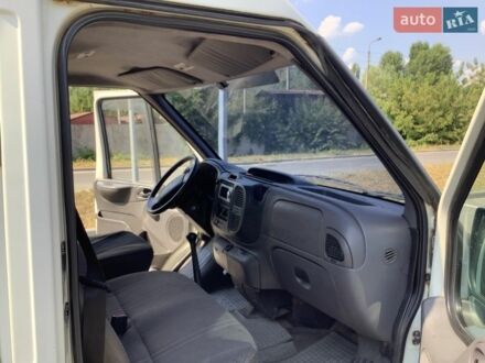 Білий Форд Транзит, об'ємом двигуна 2 л та пробігом 262 тис. км за 3850 $, фото 1 на Automoto.ua