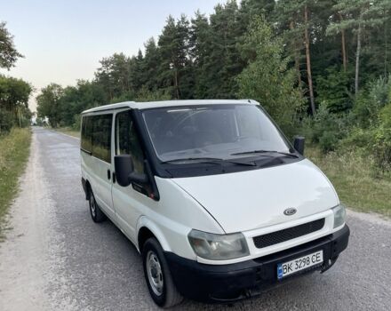 Белый Форд Транзит, объемом двигателя 2 л и пробегом 380 тыс. км за 2950 $, фото 1 на Automoto.ua