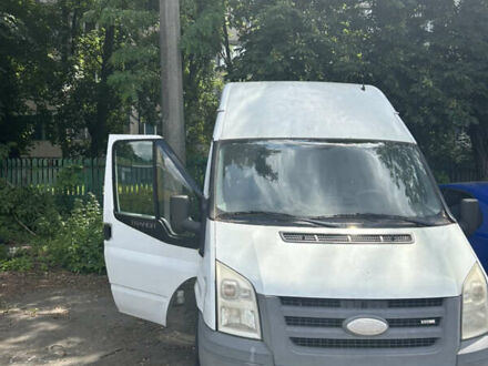 Белый Форд Транзит, объемом двигателя 2.2 л и пробегом 317 тыс. км за 6700 $, фото 1 на Automoto.ua