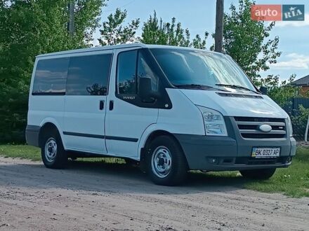 Белый Форд Транзит, объемом двигателя 2.2 л и пробегом 400 тыс. км за 5350 $, фото 1 на Automoto.ua