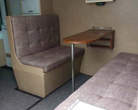 Білий Форд Транзит, об'ємом двигуна 2.4 л та пробігом 333 тис. км за 15000 $, фото 1 на Automoto.ua