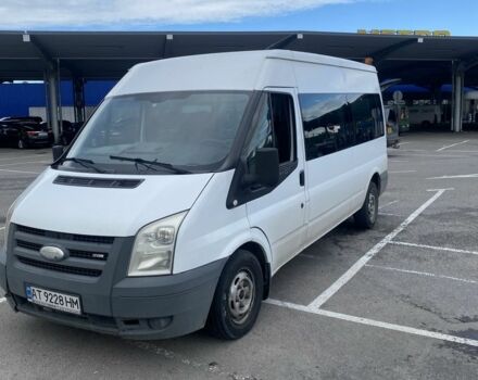 Білий Форд Транзит, об'ємом двигуна 2.2 л та пробігом 267 тис. км за 8300 $, фото 1 на Automoto.ua