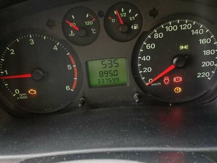 Белый Форд Транзит, объемом двигателя 2.2 л и пробегом 337 тыс. км за 8200 $, фото 1 на Automoto.ua