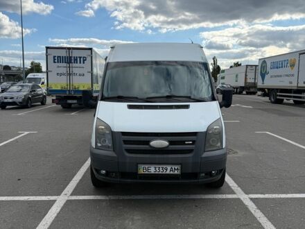 Білий Форд Транзит, об'ємом двигуна 2.4 л та пробігом 300 тис. км за 9500 $, фото 1 на Automoto.ua