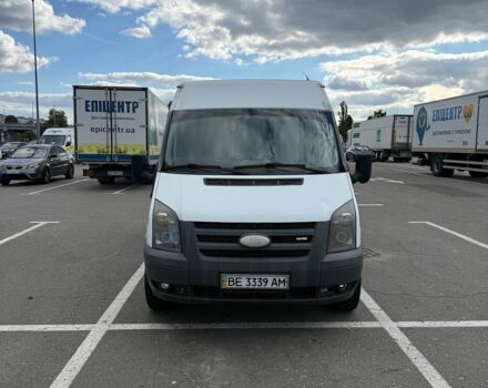 Білий Форд Транзит, об'ємом двигуна 2.4 л та пробігом 300 тис. км за 9500 $, фото 1 на Automoto.ua