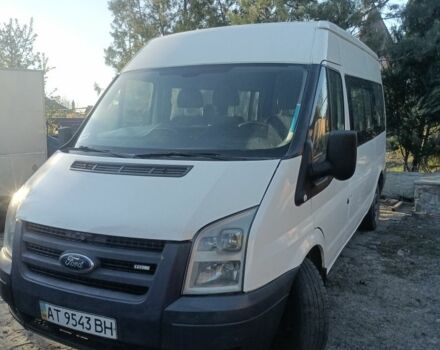 Белый Форд Транзит, объемом двигателя 2 л и пробегом 300 тыс. км за 8300 $, фото 1 на Automoto.ua