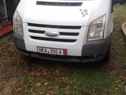Білий Форд Транзит, об'ємом двигуна 2.2 л та пробігом 215 тис. км за 8000 $, фото 1 на Automoto.ua