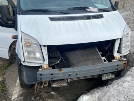 Білий Форд Транзит, об'ємом двигуна 2.4 л та пробігом 490 тис. км за 4900 $, фото 1 на Automoto.ua