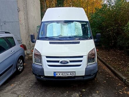 Белый Форд Транзит, объемом двигателя 2.4 л и пробегом 200 тыс. км за 11500 $, фото 1 на Automoto.ua