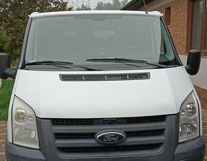 Белый Форд Транзит, объемом двигателя 2.2 л и пробегом 342 тыс. км за 8600 $, фото 1 на Automoto.ua