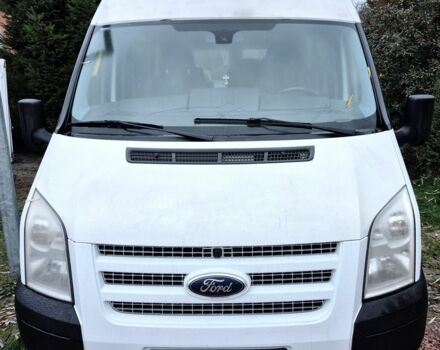 Белый Форд Транзит, объемом двигателя 2.2 л и пробегом 270 тыс. км за 11022 $, фото 1 на Automoto.ua