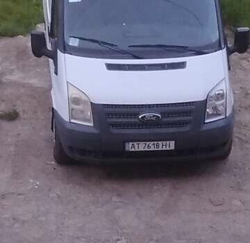 Білий Форд Транзит, об'ємом двигуна 2.2 л та пробігом 293 тис. км за 3500 $, фото 1 на Automoto.ua