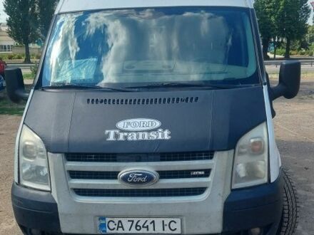 Білий Форд Транзит, об'ємом двигуна 2.2 л та пробігом 480 тис. км за 7300 $, фото 1 на Automoto.ua