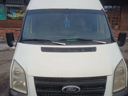Білий Форд Транзит, об'ємом двигуна 2.2 л та пробігом 405 тис. км за 8100 $, фото 1 на Automoto.ua