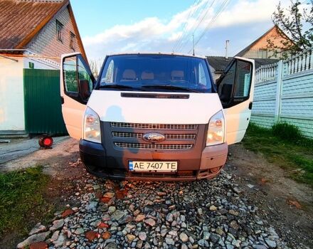 Білий Форд Транзит, об'ємом двигуна 2.2 л та пробігом 277 тис. км за 7300 $, фото 1 на Automoto.ua