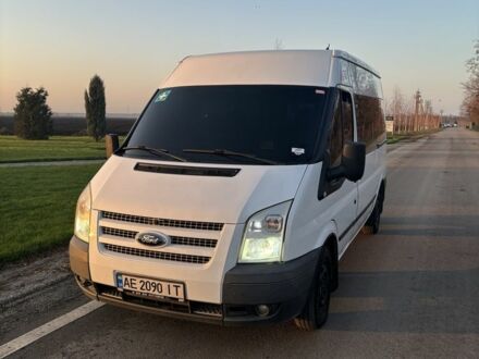 Белый Форд Транзит, объемом двигателя 2.2 л и пробегом 1000 тыс. км за 12000 $, фото 1 на Automoto.ua