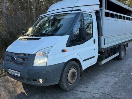 Белый Форд Транзит, объемом двигателя 2.2 л и пробегом 250 тыс. км за 15000 $, фото 1 на Automoto.ua