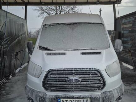 Белый Форд Транзит, объемом двигателя 2.2 л и пробегом 325 тыс. км за 15200 $, фото 1 на Automoto.ua