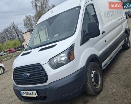 Белый Форд Транзит, объемом двигателя 3.73 л и пробегом 225 тыс. км за 10900 $, фото 1 на Automoto.ua