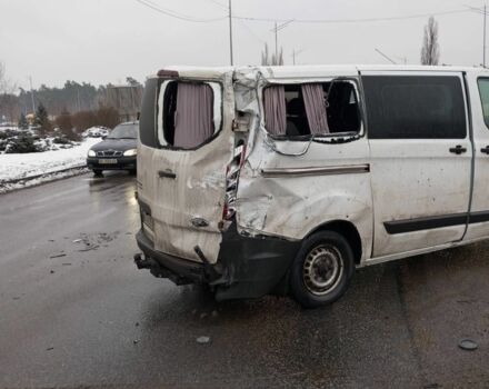 Белый Форд Транзит, объемом двигателя 0 л и пробегом 250 тыс. км за 5000 $, фото 1 на Automoto.ua