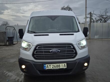 Белый Форд Транзит, объемом двигателя 2.2 л и пробегом 325 тыс. км за 12999 $, фото 1 на Automoto.ua