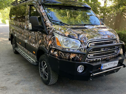 Белый Форд Транзит, объемом двигателя 3.7 л и пробегом 21 тыс. км за 65000 $, фото 1 на Automoto.ua