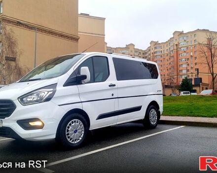 Белый Форд Транзит, объемом двигателя 2 л и пробегом 241 тыс. км за 21999 $, фото 1 на Automoto.ua