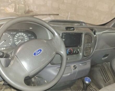 Черный Форд Транзит, объемом двигателя 2 л и пробегом 250 тыс. км за 1999 $, фото 6 на Automoto.ua