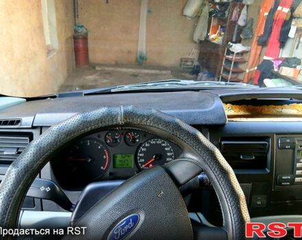 Черный Форд Транзит, объемом двигателя 2.2 л и пробегом 248 тыс. км за 8500 $, фото 4 на Automoto.ua