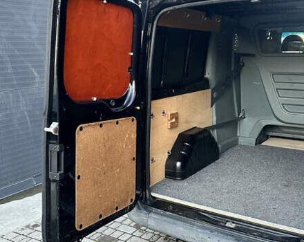 Черный Форд Транзит, объемом двигателя 2.2 л и пробегом 231 тыс. км за 10800 $, фото 22 на Automoto.ua