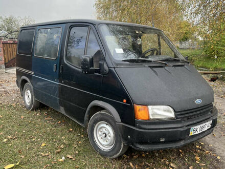 Форд Транзит 1992 у Березне на Automoto.ua Чорний Форд Транзит, об'ємом двигуна 2.5 л та пробігом 4 тис. км за 2400 $, фото 1 на Automoto.ua