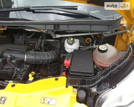 Желтый Форд Транзит груз., объемом двигателя 2.2 л и пробегом 242 тыс. км за 10950 $, фото 8 на Automoto.ua