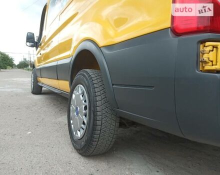 Желтый Форд Транзит груз., объемом двигателя 2.2 л и пробегом 242 тыс. км за 10950 $, фото 29 на Automoto.ua