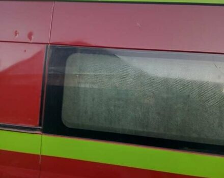 Червоний Форд Транзит, об'ємом двигуна 2.4 л та пробігом 386 тис. км за 5499 $, фото 2 на Automoto.ua