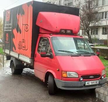 Красный Форд Транзит, объемом двигателя 2.5 л и пробегом 727 тыс. км за 6900 $, фото 2 на Automoto.ua