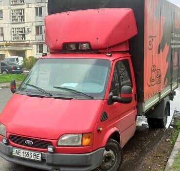 Красный Форд Транзит, объемом двигателя 2.5 л и пробегом 727 тыс. км за 6900 $, фото 1 на Automoto.ua