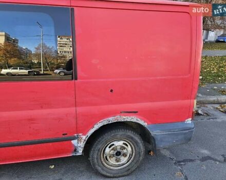 Красный Форд Транзит, объемом двигателя 2 л и пробегом 427 тыс. км за 2500 $, фото 7 на Automoto.ua
