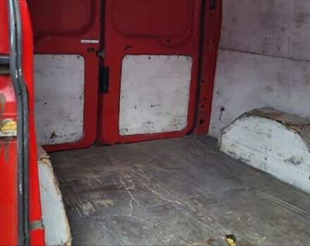 Красный Форд Транзит, объемом двигателя 2.2 л и пробегом 460 тыс. км за 5800 $, фото 6 на Automoto.ua