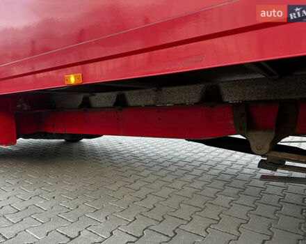 Красный Форд Транзит, объемом двигателя 2.2 л и пробегом 389 тыс. км за 12999 $, фото 11 на Automoto.ua