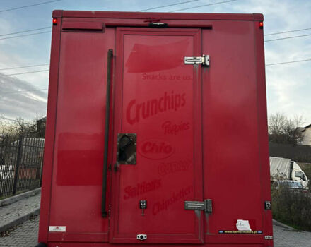 Красный Форд Транзит, объемом двигателя 2.2 л и пробегом 389 тыс. км за 12999 $, фото 8 на Automoto.ua