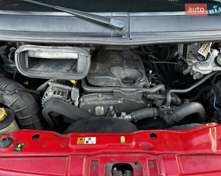 Красный Форд Транзит, объемом двигателя 2.2 л и пробегом 389 тыс. км за 12999 $, фото 14 на Automoto.ua