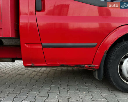 Красный Форд Транзит, объемом двигателя 2.2 л и пробегом 389 тыс. км за 12999 $, фото 21 на Automoto.ua